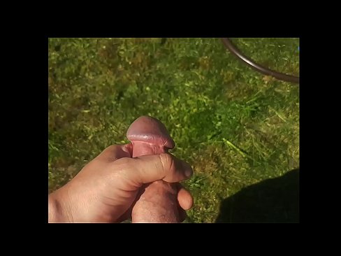❤️ Hot hottie fisting her pink pussy and cumming with a squirt in the summer garden ❤️❌ Super porn at en-gb.xinwen1288.top ❤